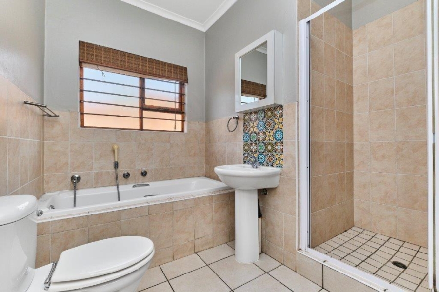 3 Bedroom Property for Sale in North Riding Gauteng