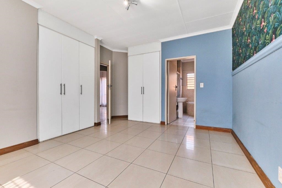 3 Bedroom Property for Sale in North Riding Gauteng