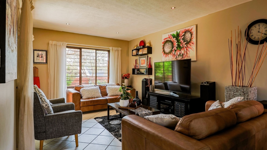 4 Bedroom Property for Sale in Rietvlei Heights Country Estate Gauteng
