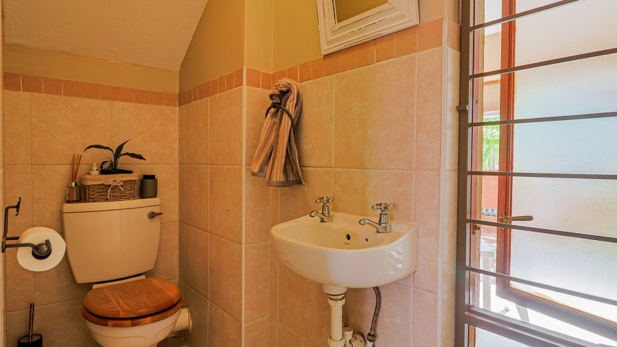 4 Bedroom Property for Sale in Rietvlei Heights Country Estate Gauteng