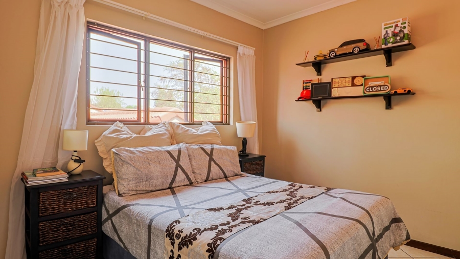 4 Bedroom Property for Sale in Rietvlei Heights Country Estate Gauteng