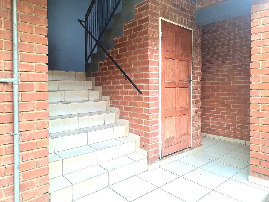 2 Bedroom Property for Sale in Windsor West Gauteng