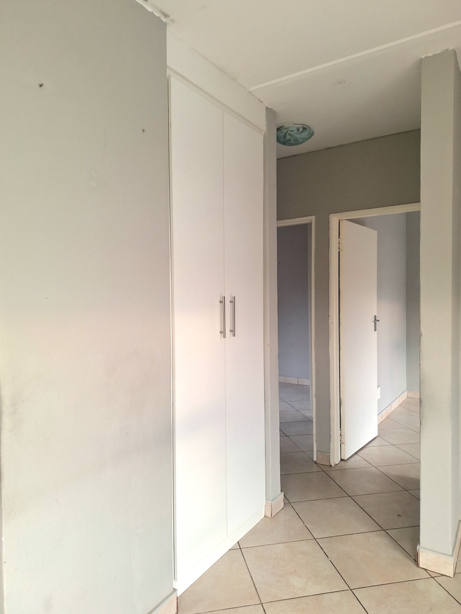 2 Bedroom Property for Sale in Windsor West Gauteng