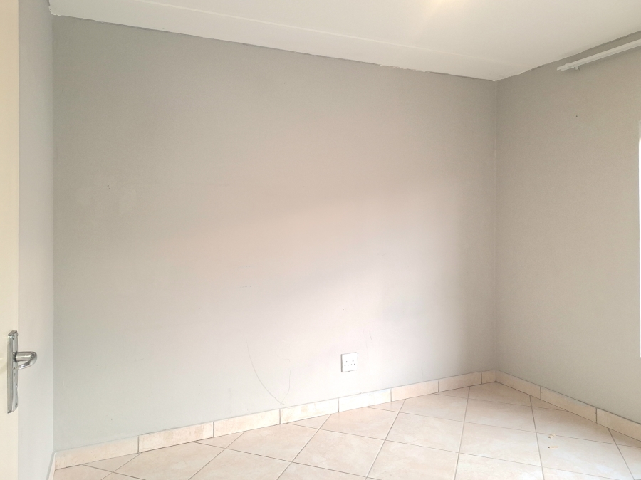 2 Bedroom Property for Sale in Windsor West Gauteng