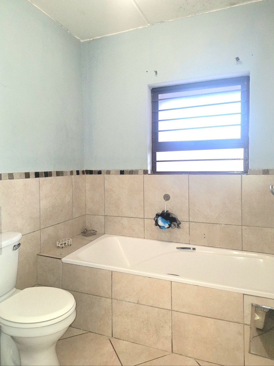 2 Bedroom Property for Sale in Windsor West Gauteng