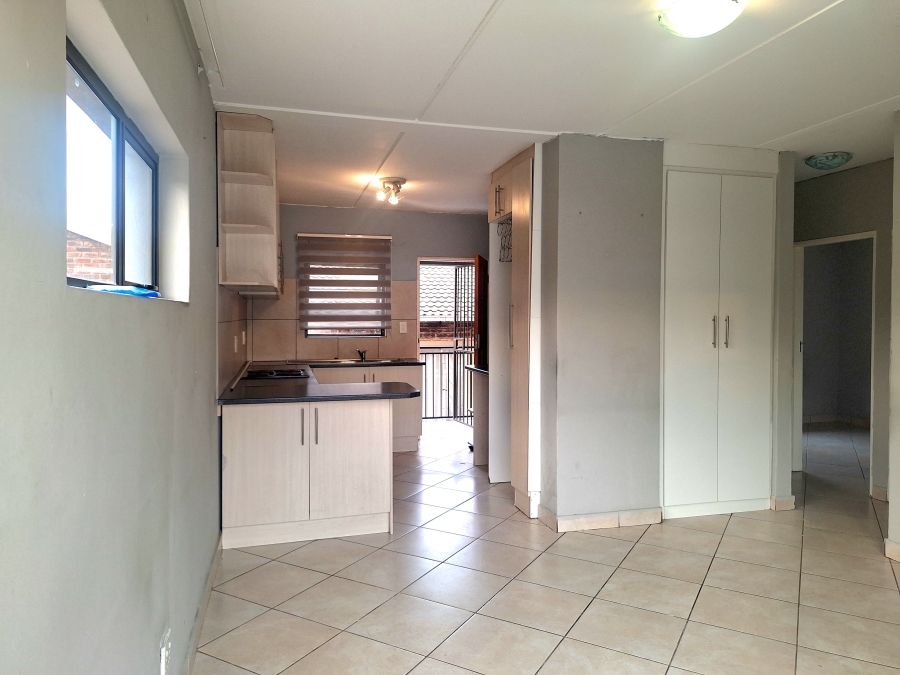 2 Bedroom Property for Sale in Windsor West Gauteng