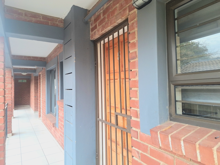 2 Bedroom Property for Sale in Windsor West Gauteng