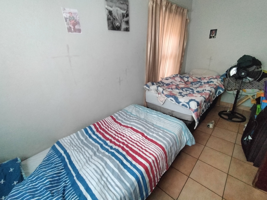 2 Bedroom Property for Sale in Pretoria North Gauteng