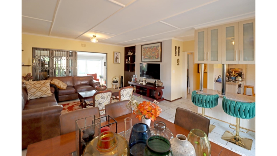 5 Bedroom Property for Sale in Vorna Valley Gauteng