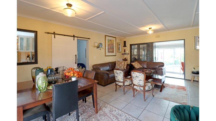 5 Bedroom Property for Sale in Vorna Valley Gauteng