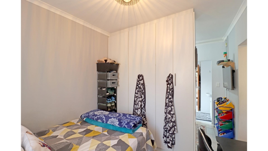 5 Bedroom Property for Sale in Vorna Valley Gauteng