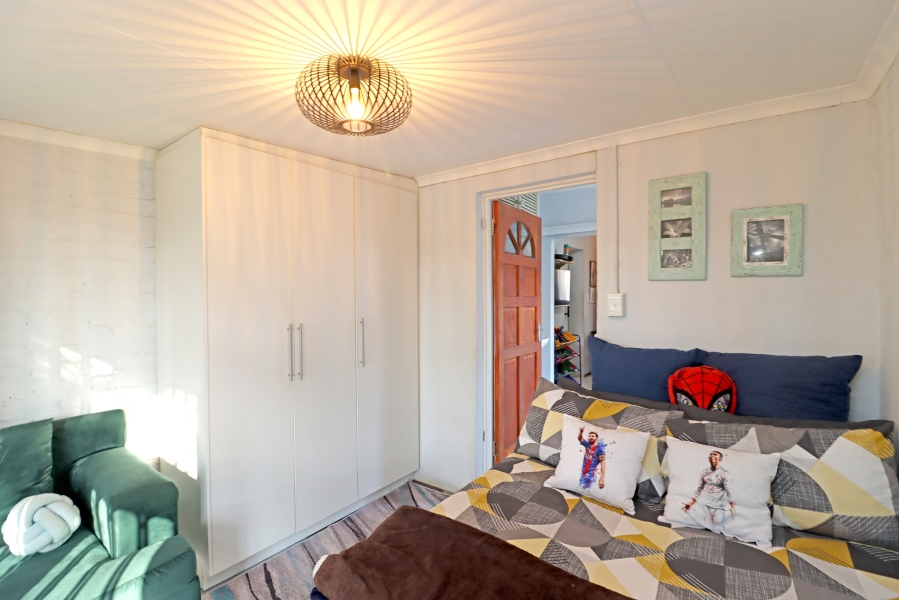 5 Bedroom Property for Sale in Vorna Valley Gauteng