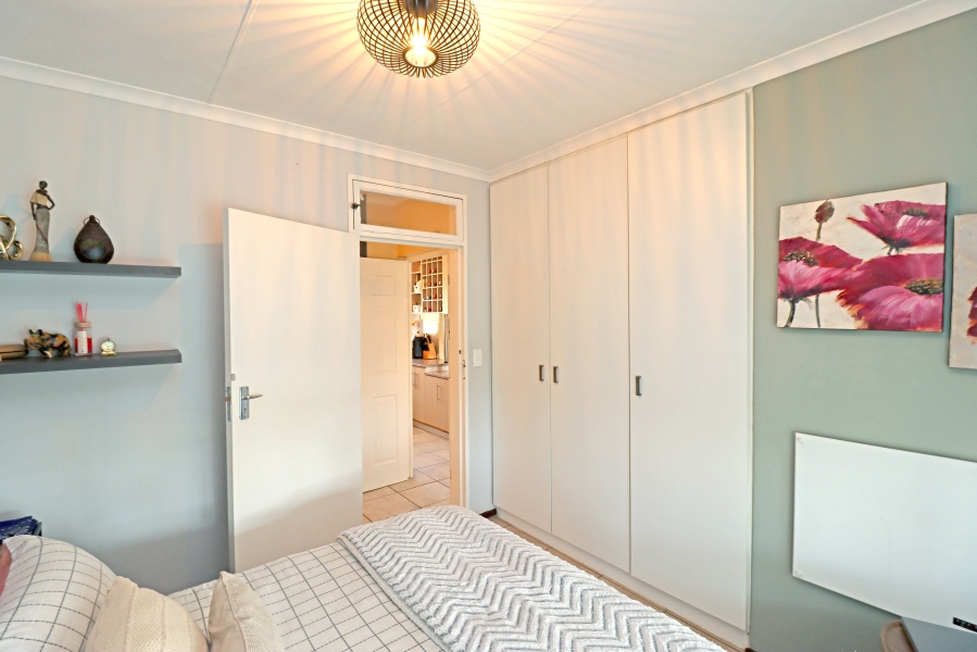 5 Bedroom Property for Sale in Vorna Valley Gauteng