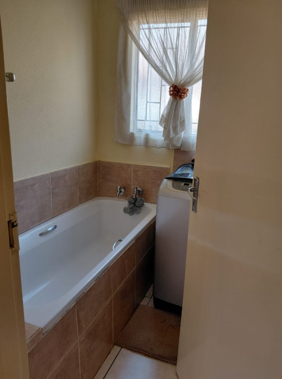 3 Bedroom Property for Sale in Soshanguve South Ext 4 Gauteng