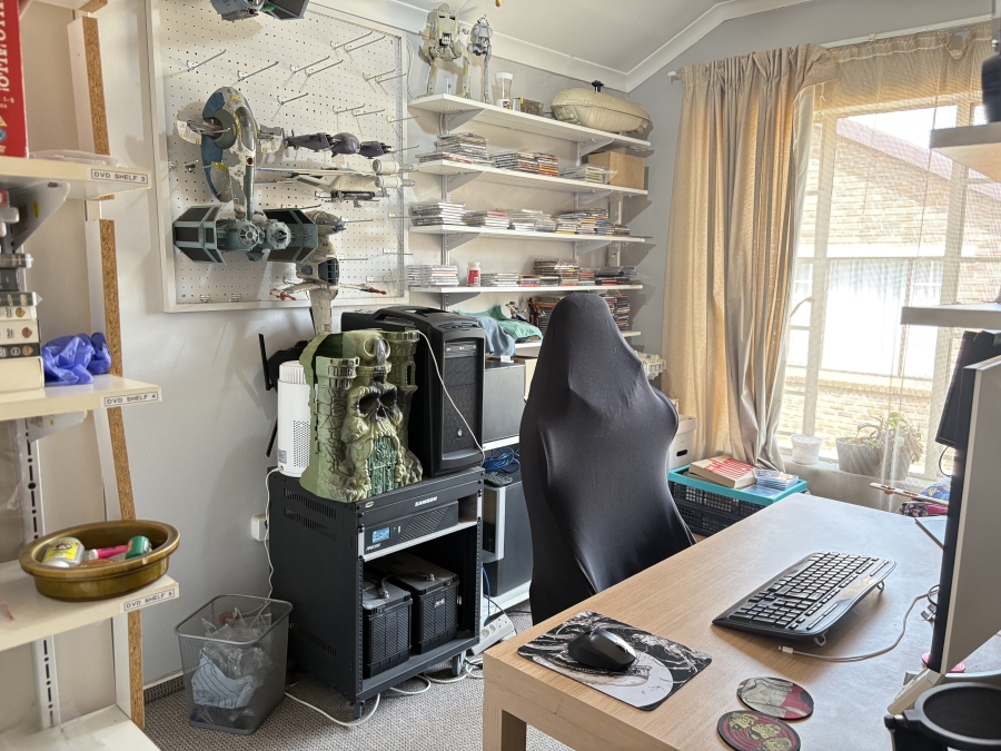 2 Bedroom Property for Sale in Wilgeheuwel Gauteng