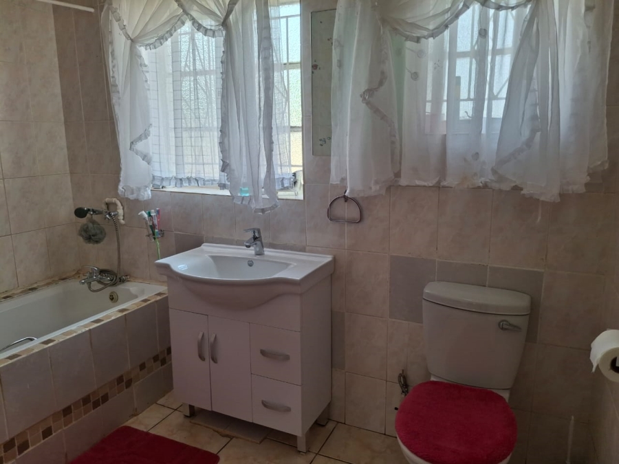 3 Bedroom Property for Sale in Venterspos Gauteng