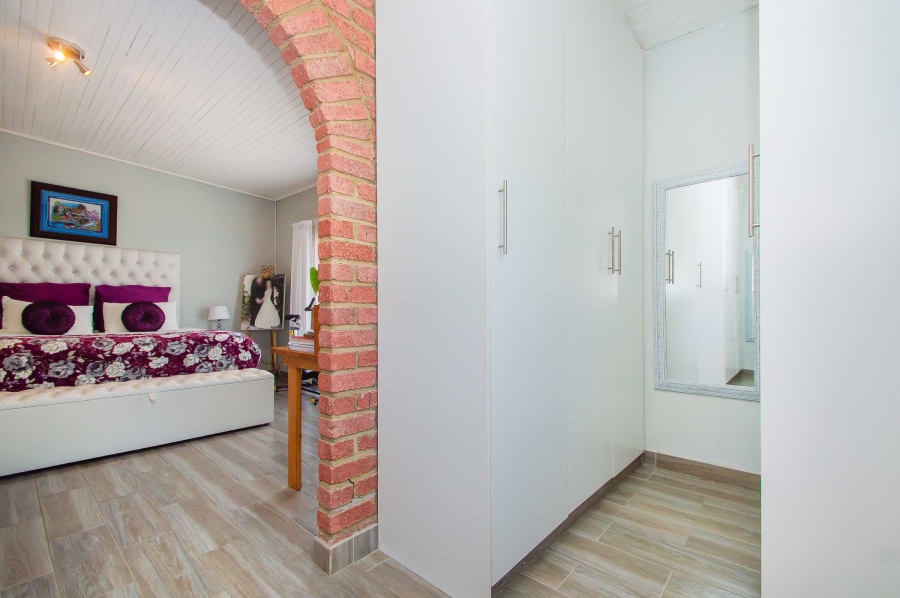 6 Bedroom Property for Sale in Lanseria Gauteng