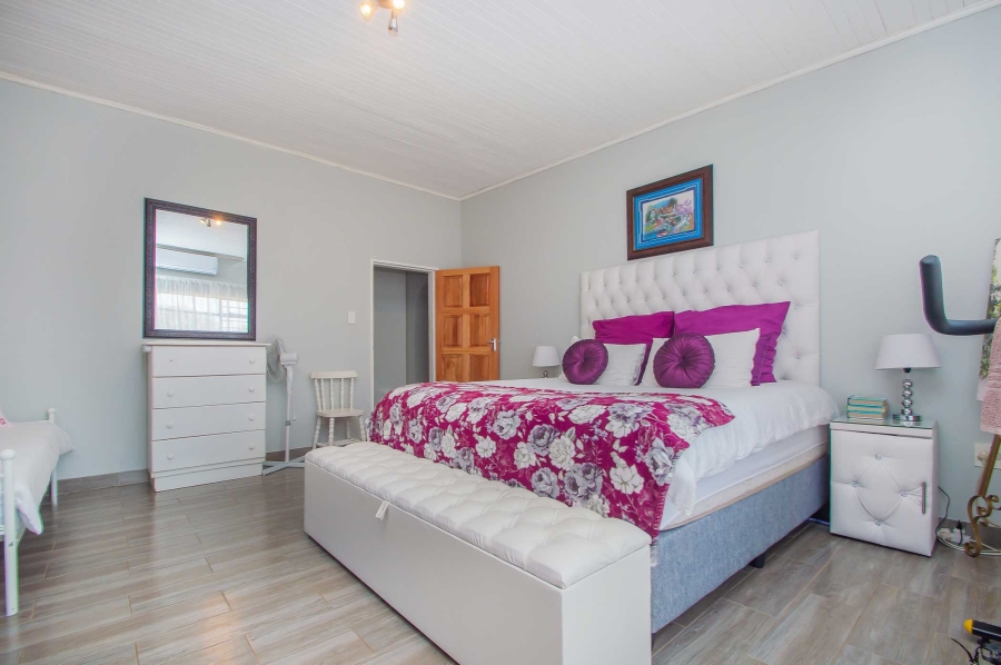6 Bedroom Property for Sale in Lanseria Gauteng