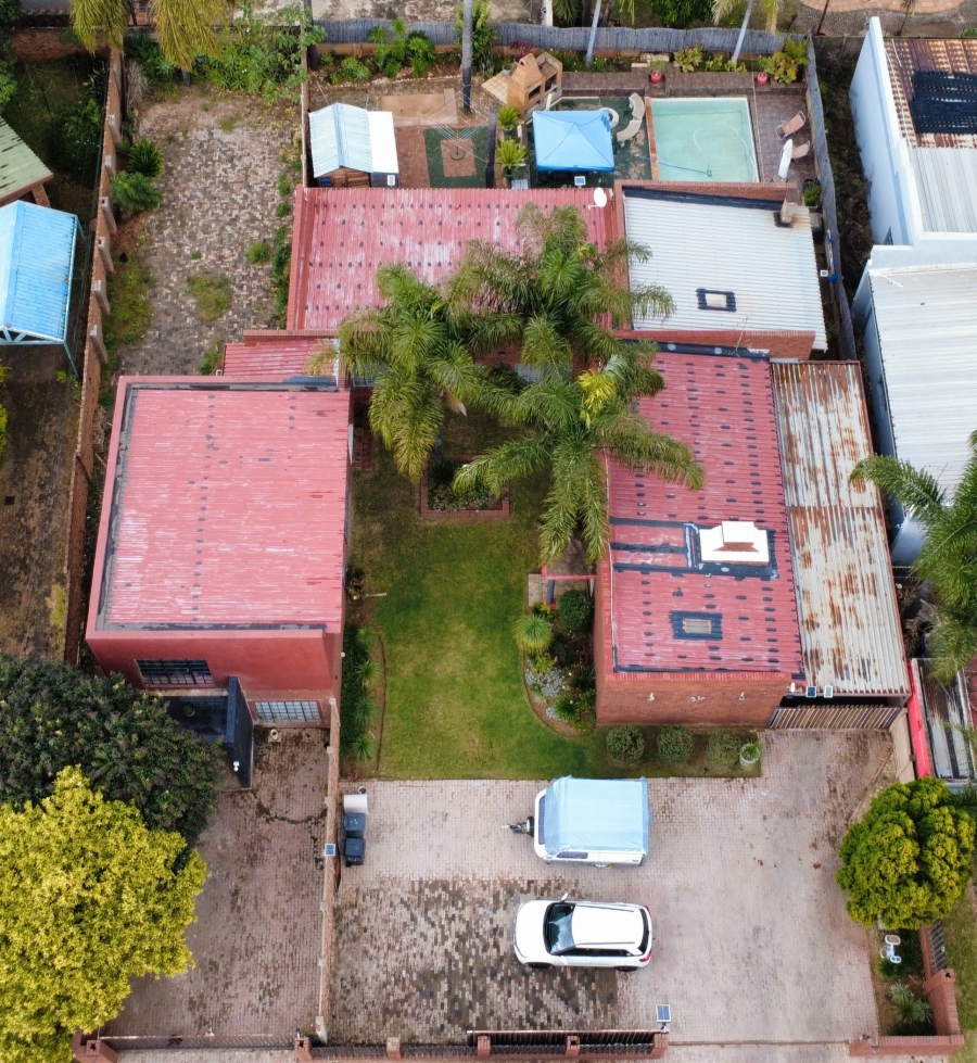 5 Bedroom Property for Sale in Amandasig Gauteng