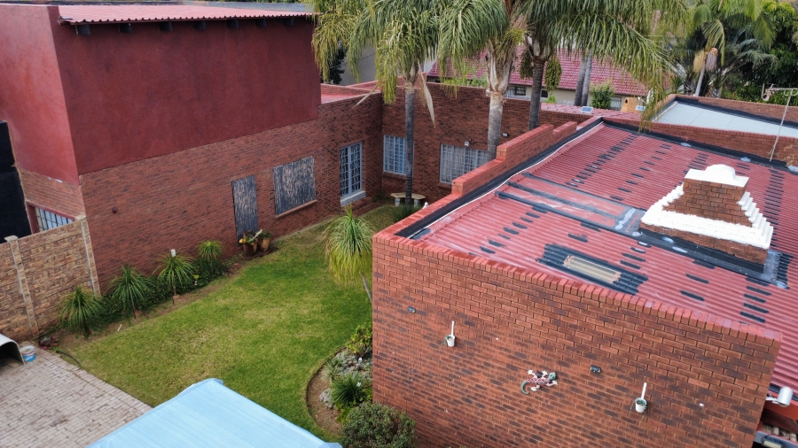 5 Bedroom Property for Sale in Amandasig Gauteng
