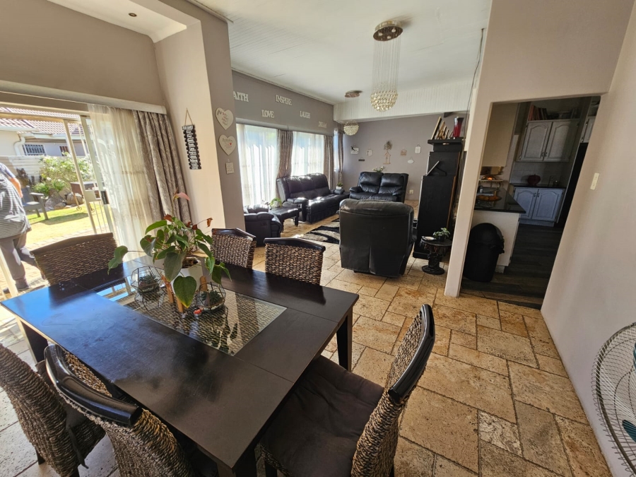 4 Bedroom Property for Sale in Brackenhurst Gauteng