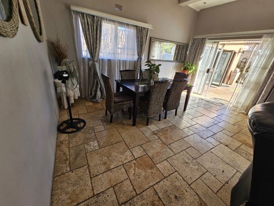 4 Bedroom Property for Sale in Brackenhurst Gauteng