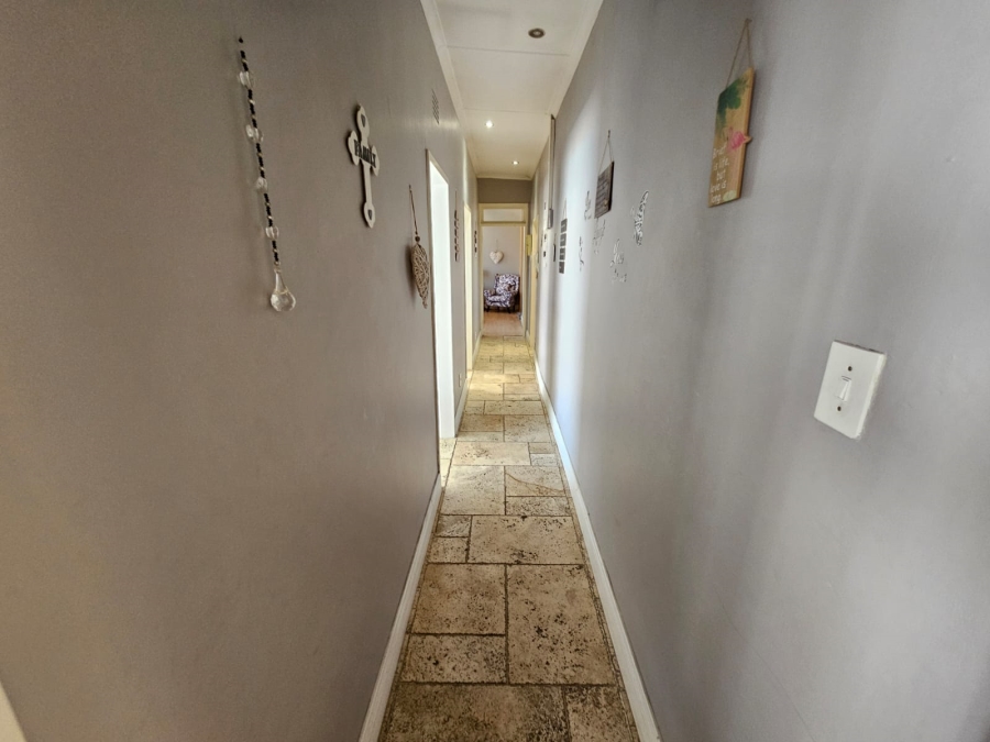 4 Bedroom Property for Sale in Brackenhurst Gauteng