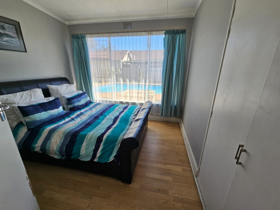 4 Bedroom Property for Sale in Brackenhurst Gauteng