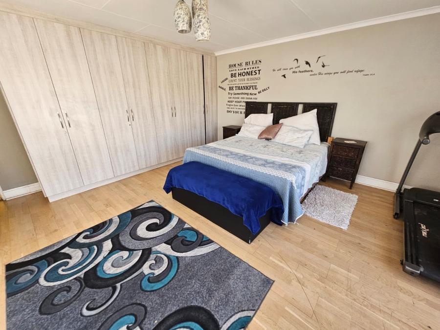 4 Bedroom Property for Sale in Brackenhurst Gauteng