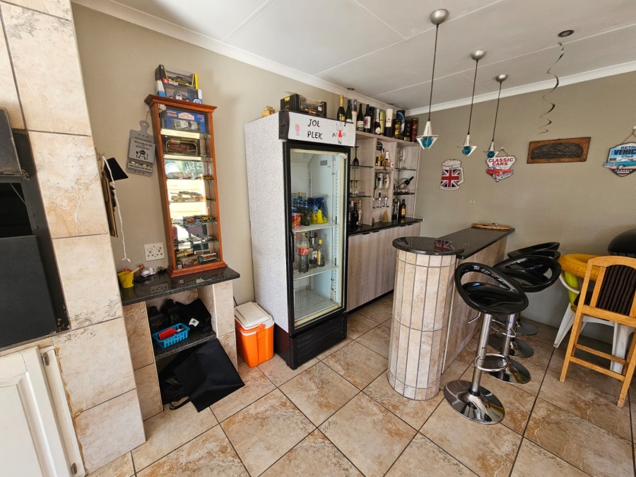 4 Bedroom Property for Sale in Brackenhurst Gauteng