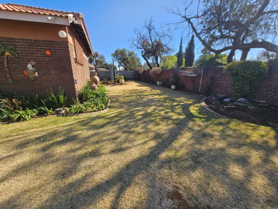 4 Bedroom Property for Sale in Brackenhurst Gauteng