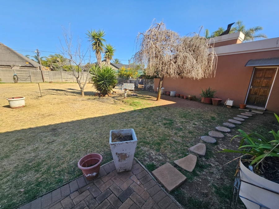 4 Bedroom Property for Sale in Brackenhurst Gauteng