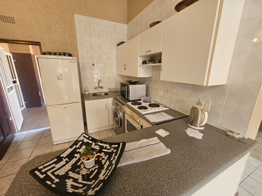 2 Bedroom Property for Sale in New Redruth Gauteng