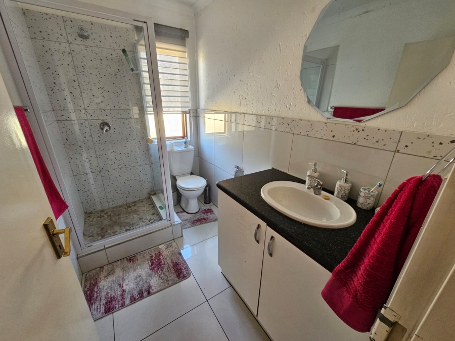 3 Bedroom Property for Sale in Meyersdal Gauteng