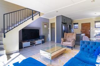 4 Bedroom Property for Sale in Albertsdal Gauteng