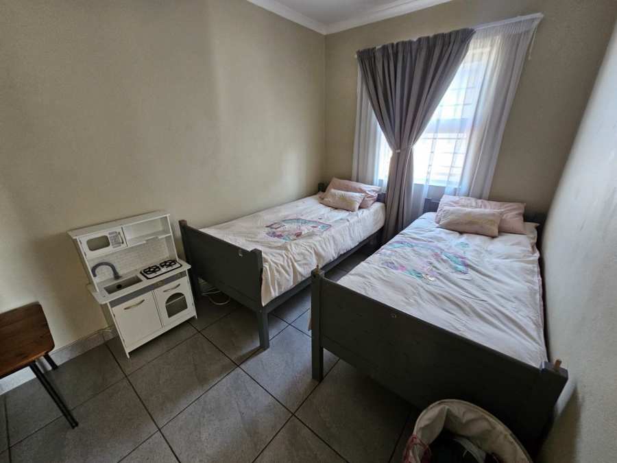 4 Bedroom Property for Sale in Albertsdal Gauteng