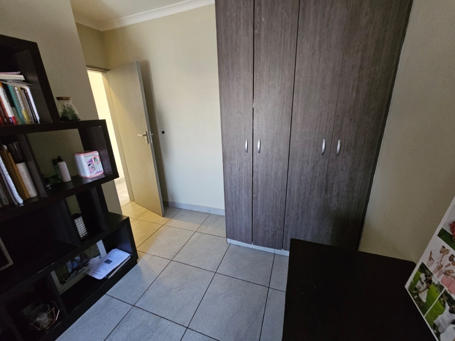 4 Bedroom Property for Sale in Albertsdal Gauteng