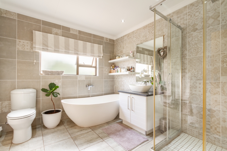 3 Bedroom Property for Sale in Equestria Gauteng