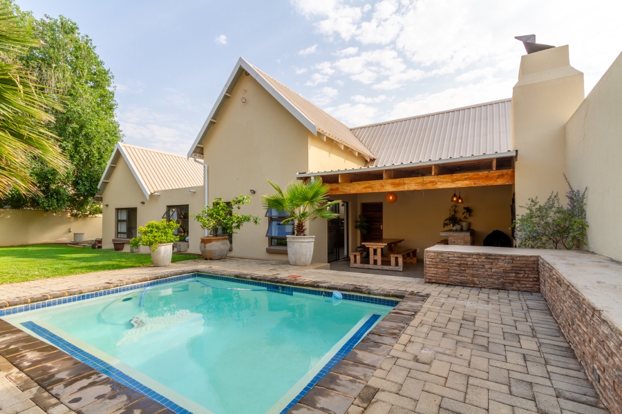 3 Bedroom Property for Sale in Equestria Gauteng