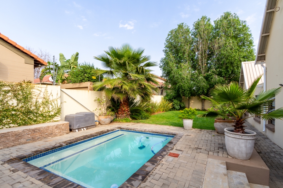 3 Bedroom Property for Sale in Equestria Gauteng