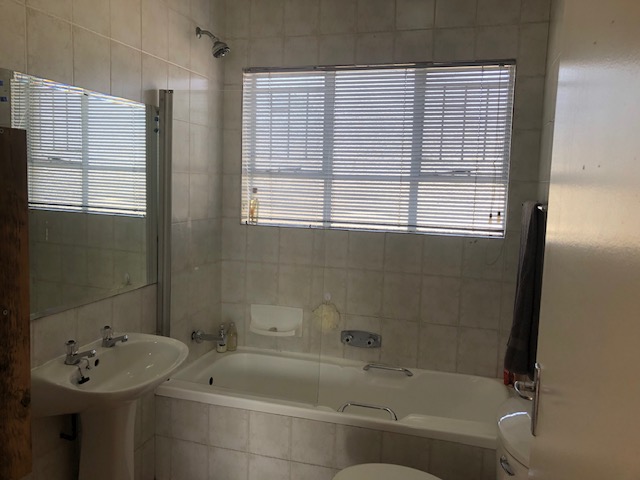 2 Bedroom Property for Sale in Verwoerdpark Gauteng