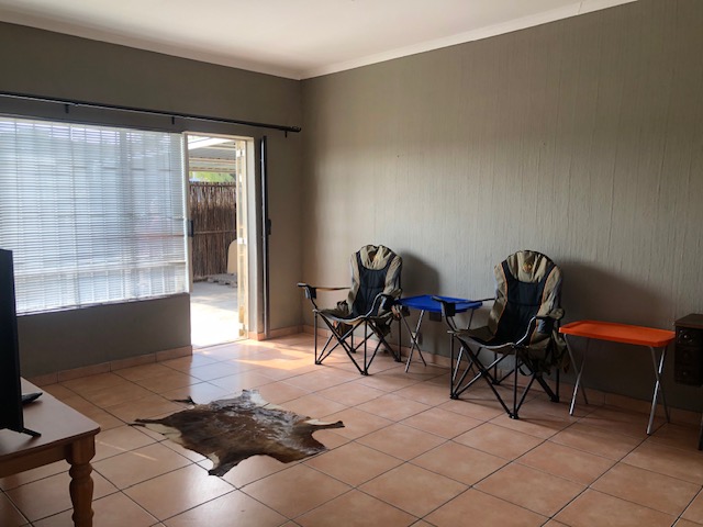 2 Bedroom Property for Sale in Verwoerdpark Gauteng