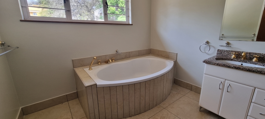 4 Bedroom Property for Sale in Kensington Gauteng
