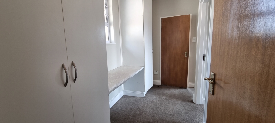 4 Bedroom Property for Sale in Kensington Gauteng
