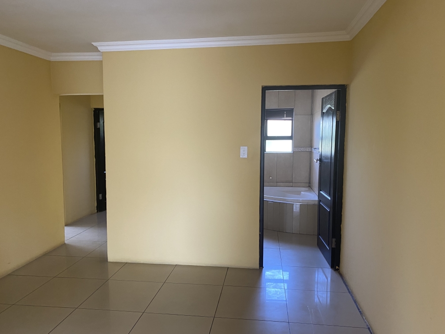 6 Bedroom Property for Sale in Sonneveld Gauteng