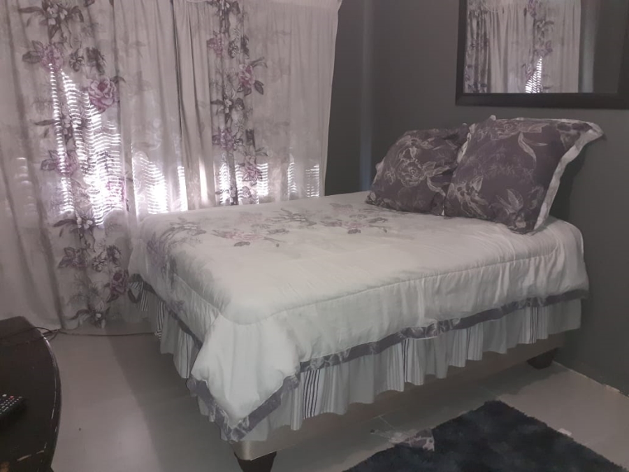 3 Bedroom Property for Sale in Mountain View Gauteng