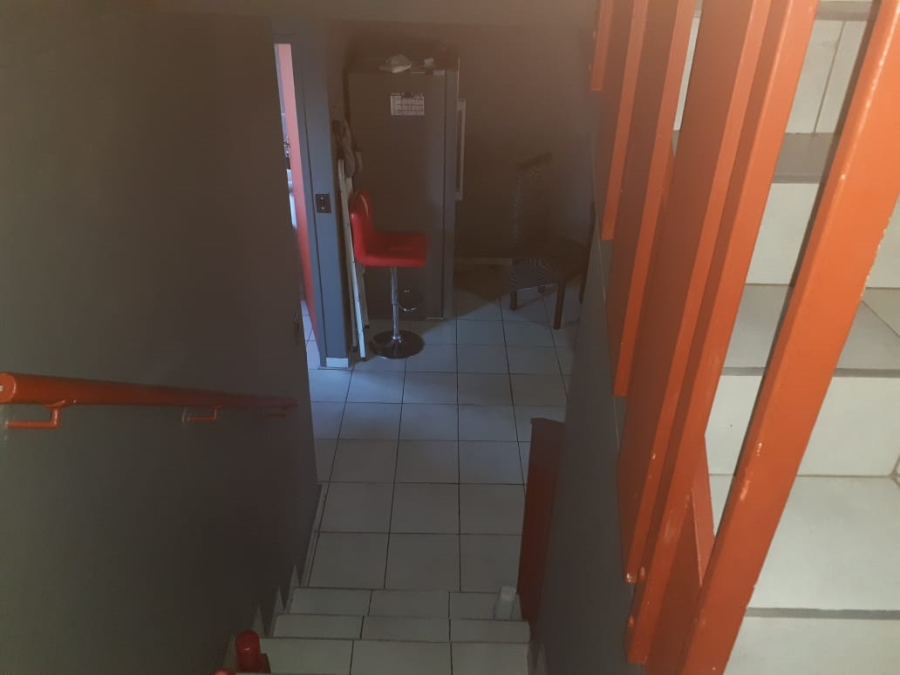 3 Bedroom Property for Sale in Mountain View Gauteng