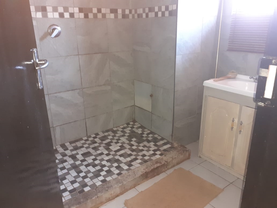 3 Bedroom Property for Sale in Mountain View Gauteng
