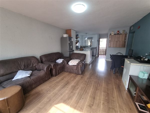 2 Bedroom Property for Sale in Raceview Gauteng