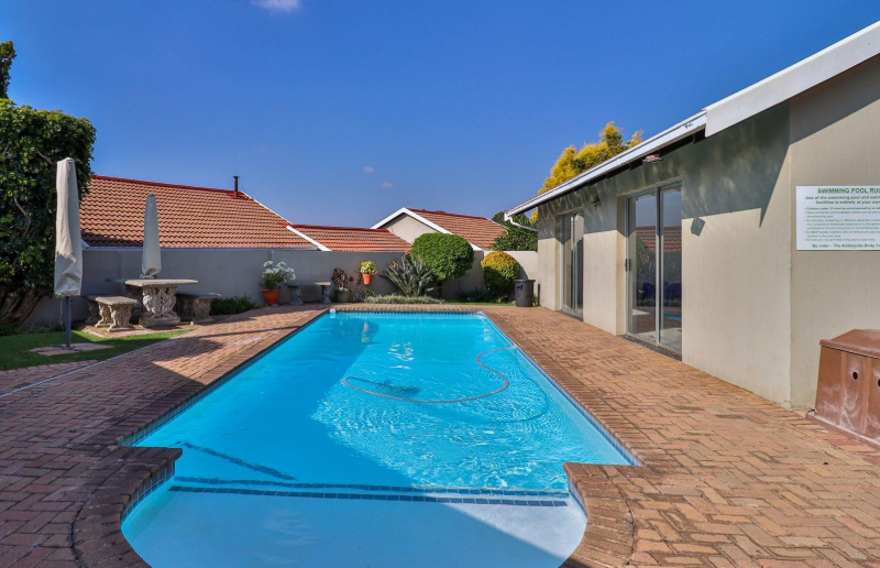 To Let 2 Bedroom Property for Rent in Sundowner Gauteng